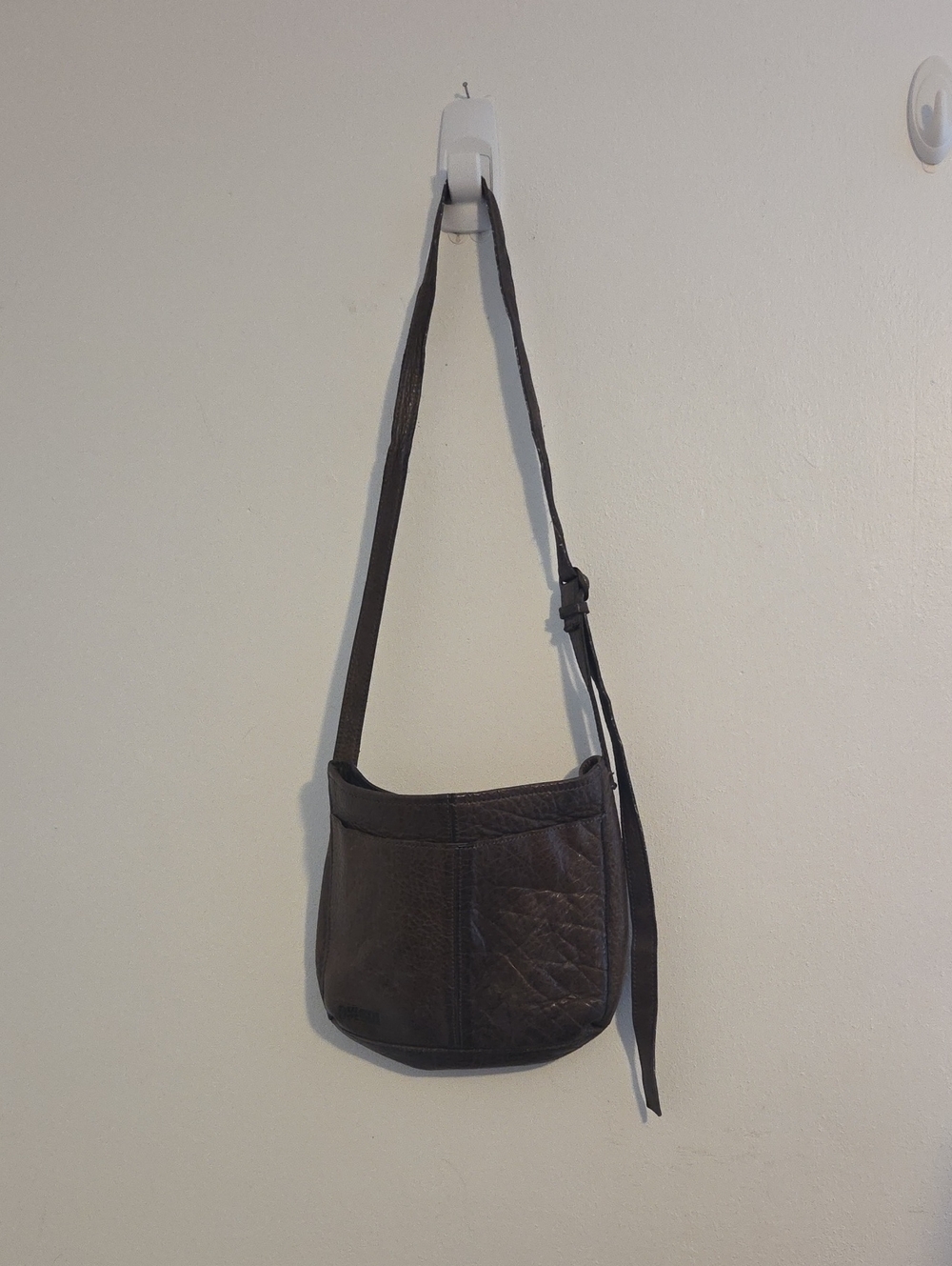 EUC Duluth Trading Co. 100% Leather, Unisex Messenger Bag